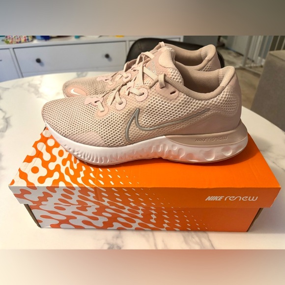 Nike Renew Women's Pink Running Shoes - Picture 1 of 7